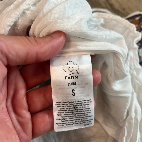 Farm Rio Flower Fan Off White Tapestry Dress Puff Sleeve Button Down Size Small - Picture 14 of 14